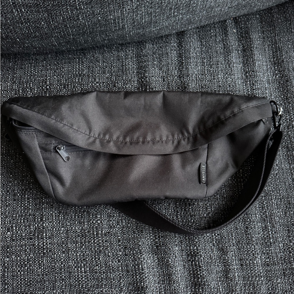 Canvelle Oversized Black Crossbody Bag